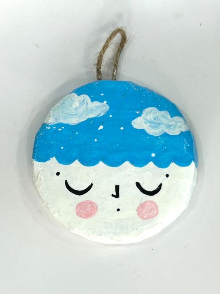 Χειροποίητο Χριστουγεννιάτικο Papier Mâché Στολίδι με Γαλάζιο Σκουφάκι και Συννεφάκια