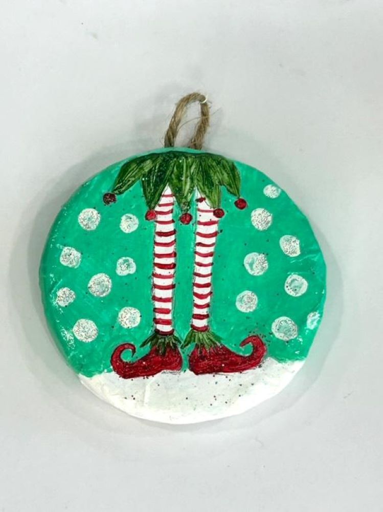 Χειροποίητο Χριστουγεννιάτικο Paper Mache Στολίδι με Ξωτικοπόδαρα