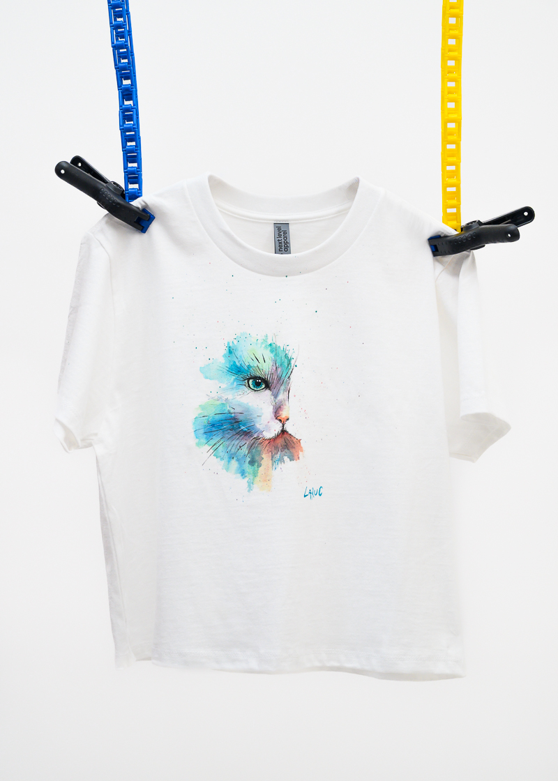 Χειροποίητο Βαμβακερό T-Shirt Ζωγραφισμένο στο Χέρι με Σχέδιο Γάτας – 230γρ