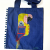 Tote Bag Ζωγραφισμένη στο Χέρι με Παπαγάλο – Χειροποίητη Υφασμάτινη Τσάντα Ώμου 34x39 cm